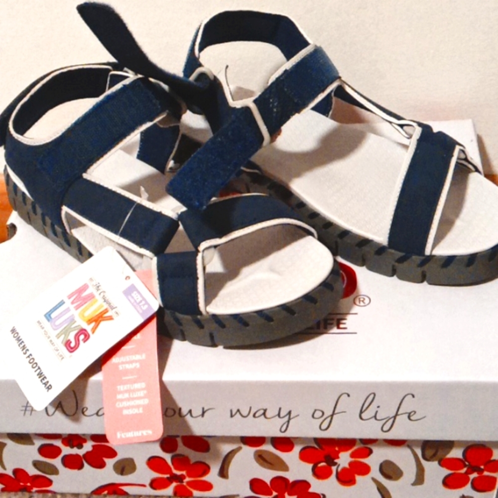 Original MUK LUKS Azure Velcro Strap Sandals